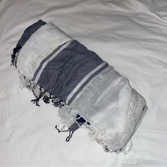 H&M Women’s Blue Striped Cotton Scarf - Picture 1 of 13